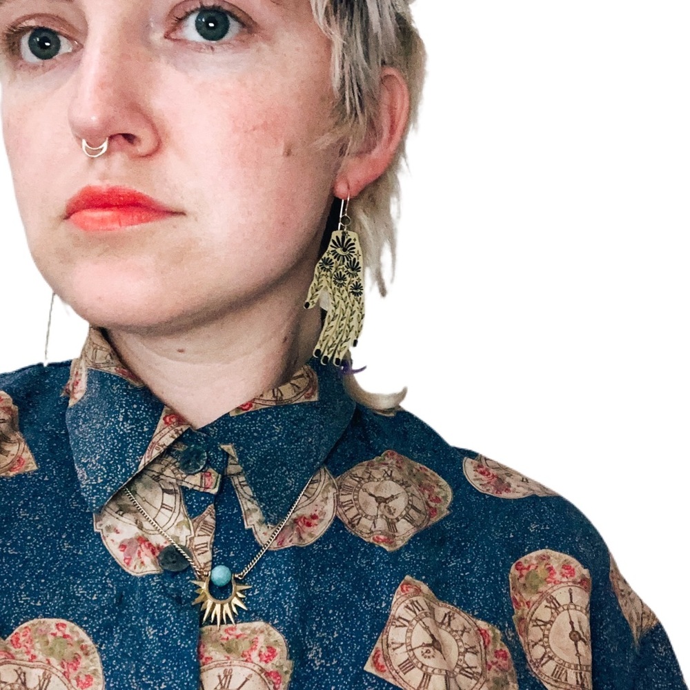 Crop Top Button Up Shirt With Clock Pattern - Vin… - image 3